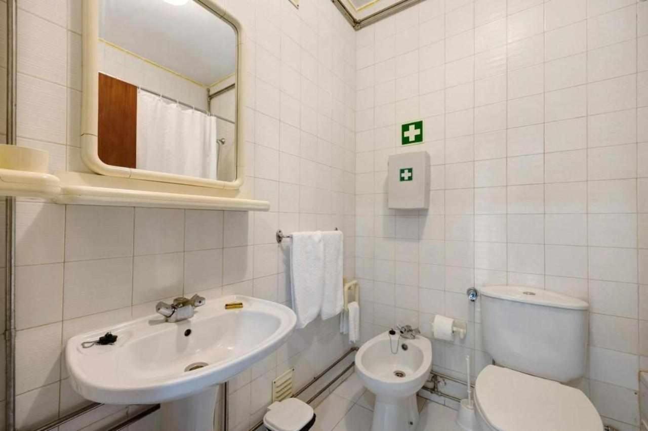 Apartamentos Torre Da Rocha Frente Ao Mar ポルティマン エクステリア 写真